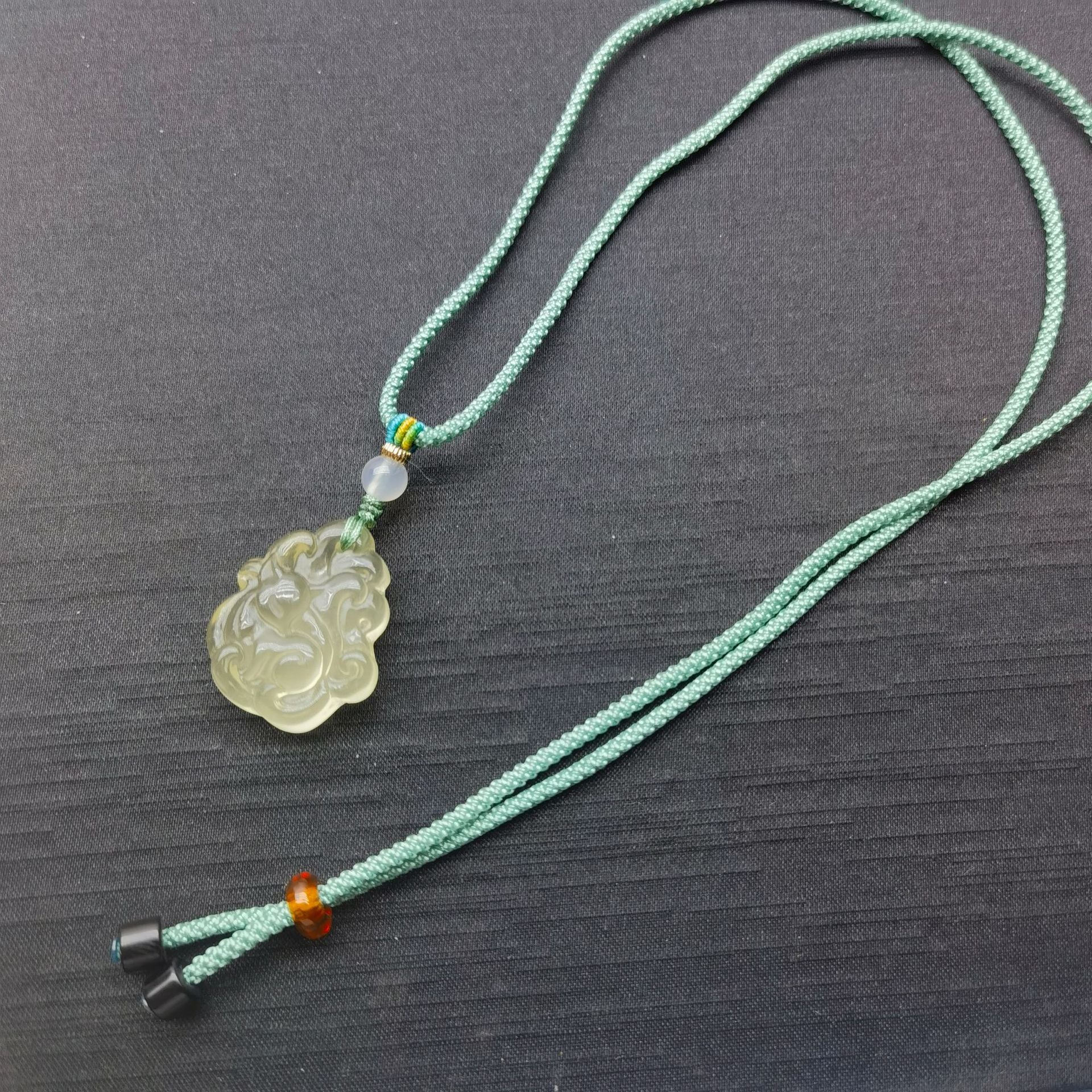 Natural citrine nine-tail Fox necklace men's and women's light luxury simple Fox pendant jewelry